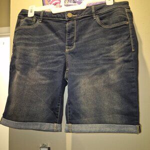 Apt. 9 Women's Size 16 Denim Bermuda Shorts Pre-Owned